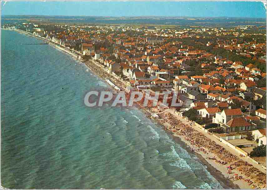 CPM Chatelaillon Plage Ch Mme Vue d'ensemble La Plage 