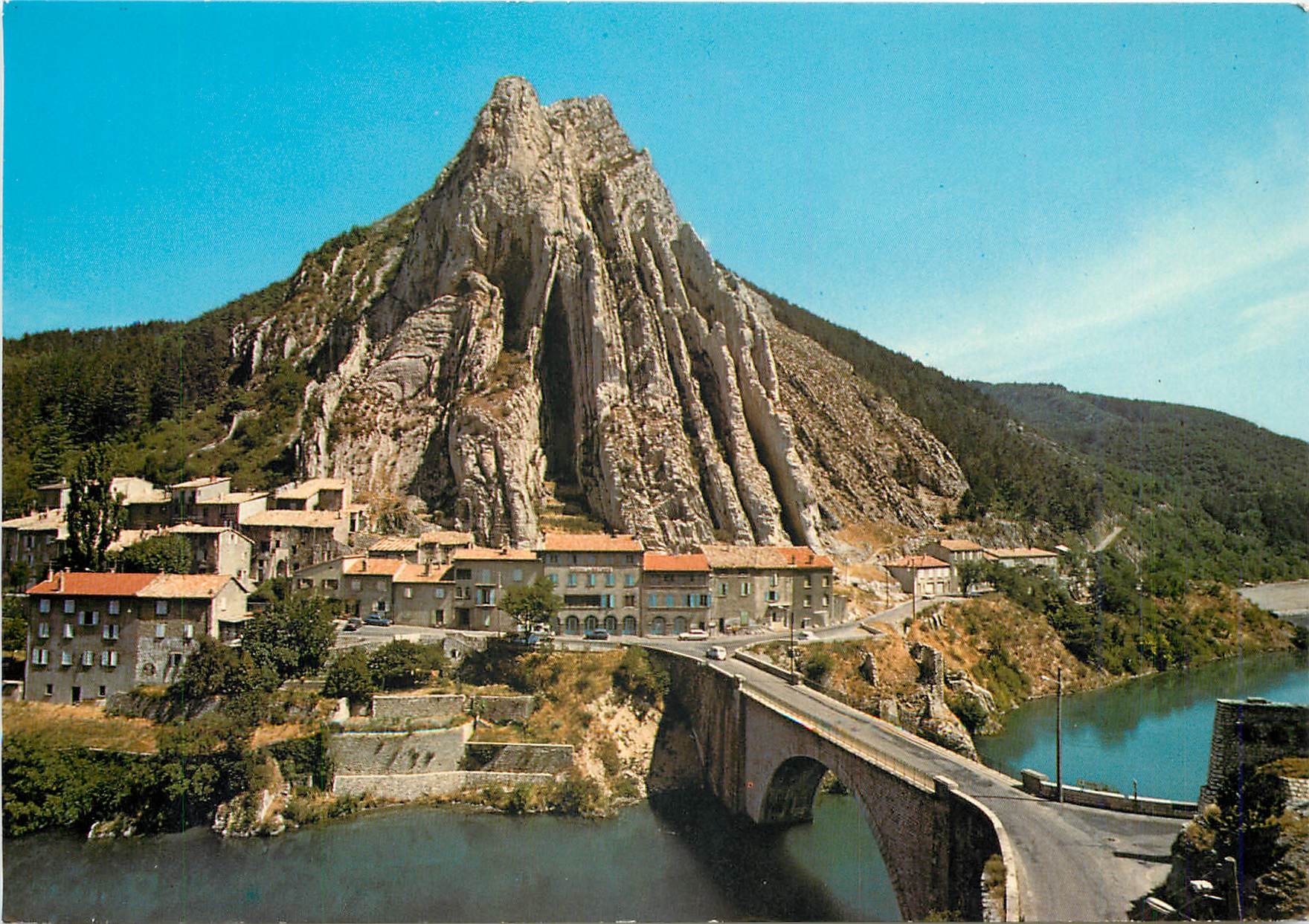 CPM Sisteron Alpes de Haute Provence 