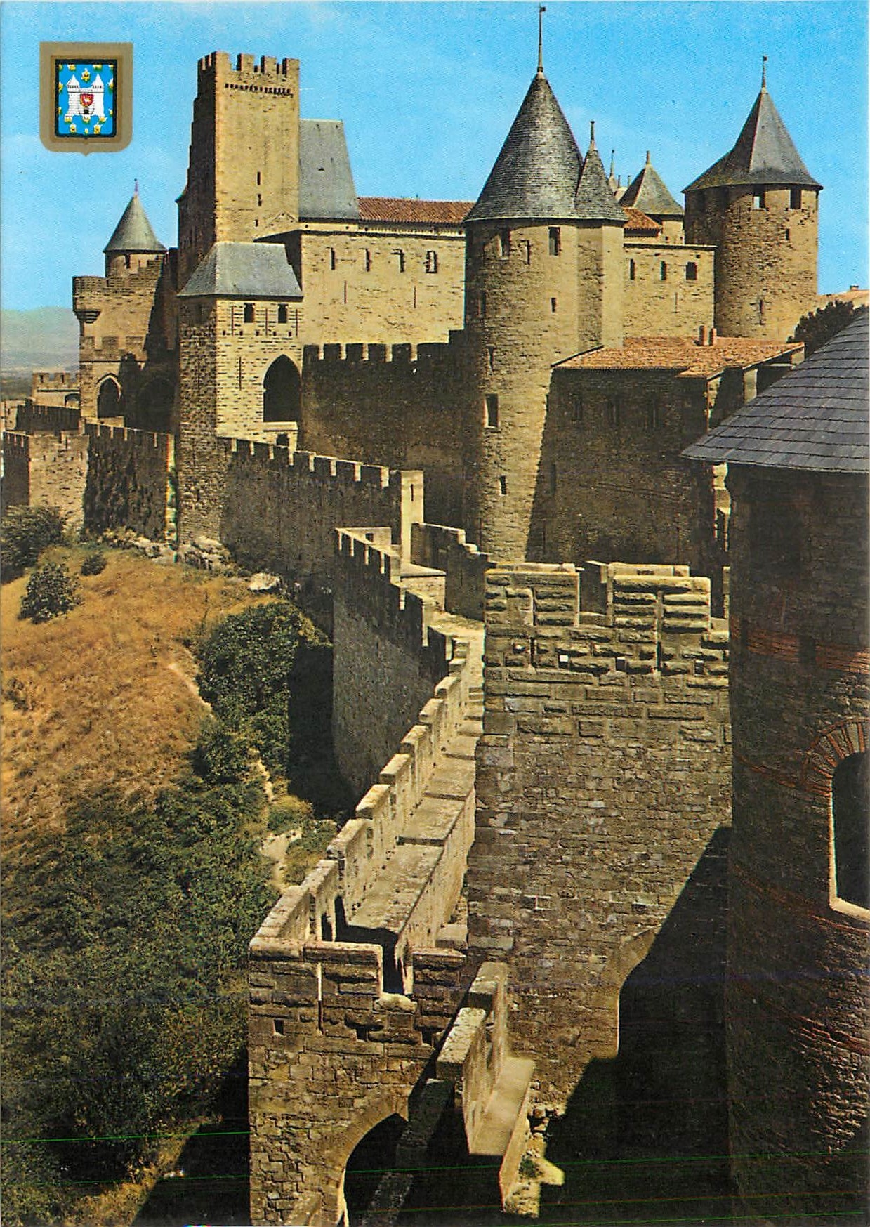 Carcassonne — Château Comtal et Porte du Sénescal — Éditions DINO