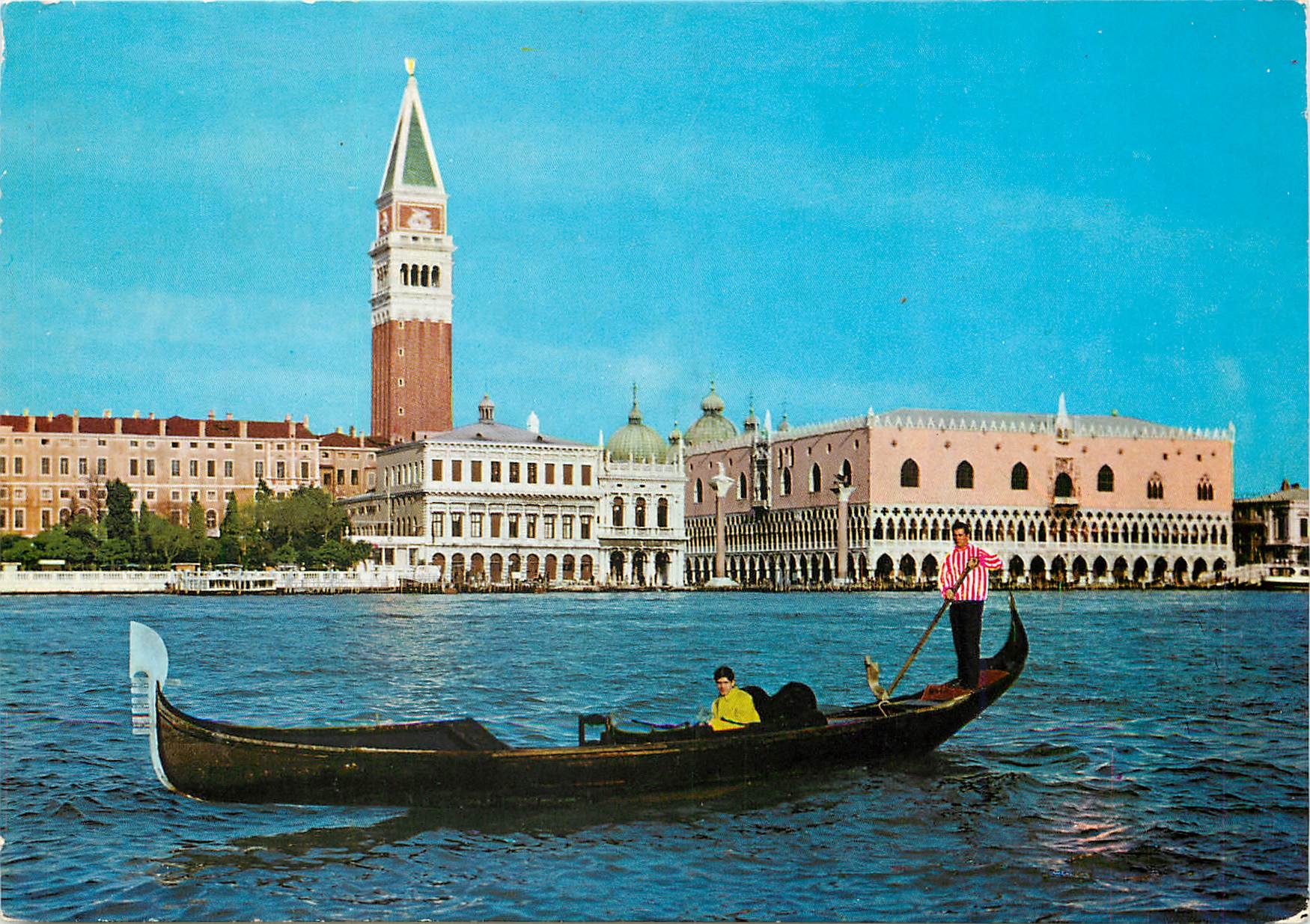 CPM Venezia Bassin S Marco et Gondole 