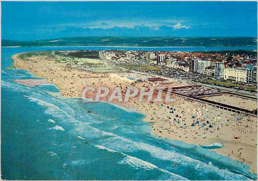 CPM La Plus Belle Plage de la Cote d'Opale Le Touquet Paris Plage 