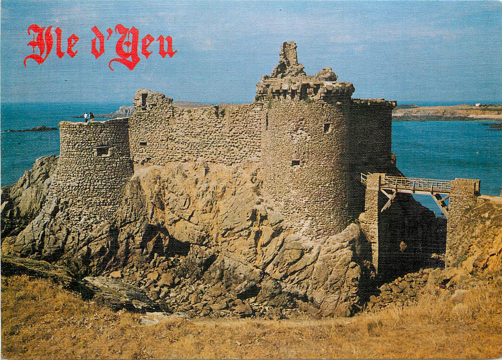 CPM Ile d'Yeu Vendee Le vieux chateau 