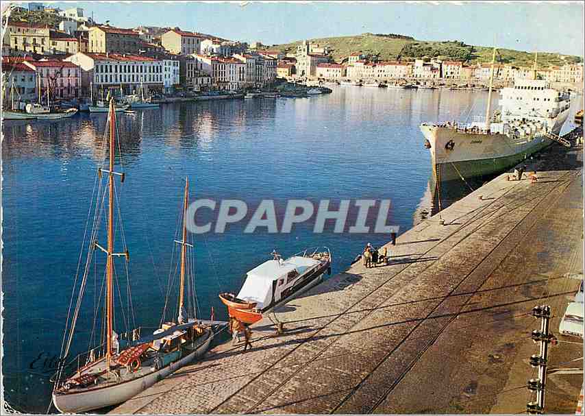 CPM En Pays Catalan Port Vendres Bateau
