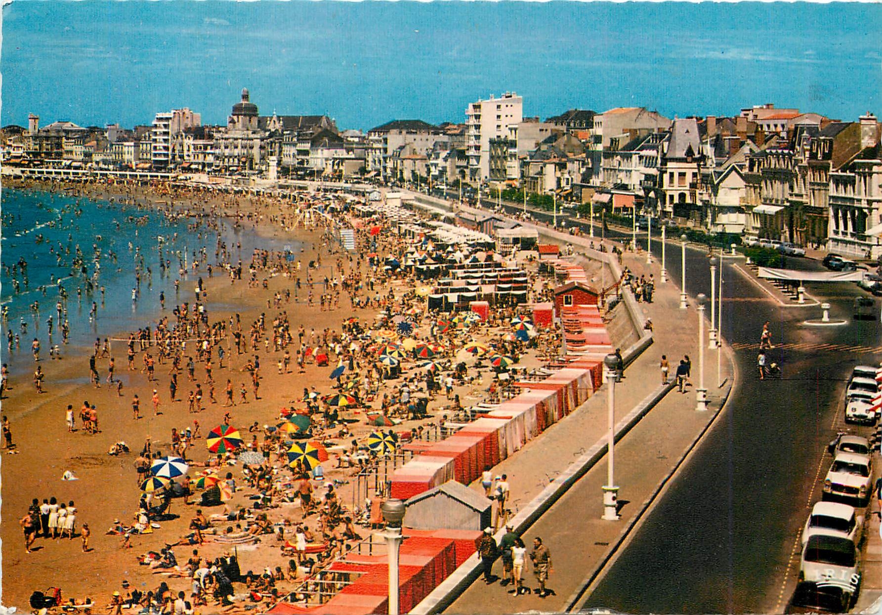 Les Sables d'Olonne — Vue générale prise de l'Hôtel des Roches Noires — Lumicap