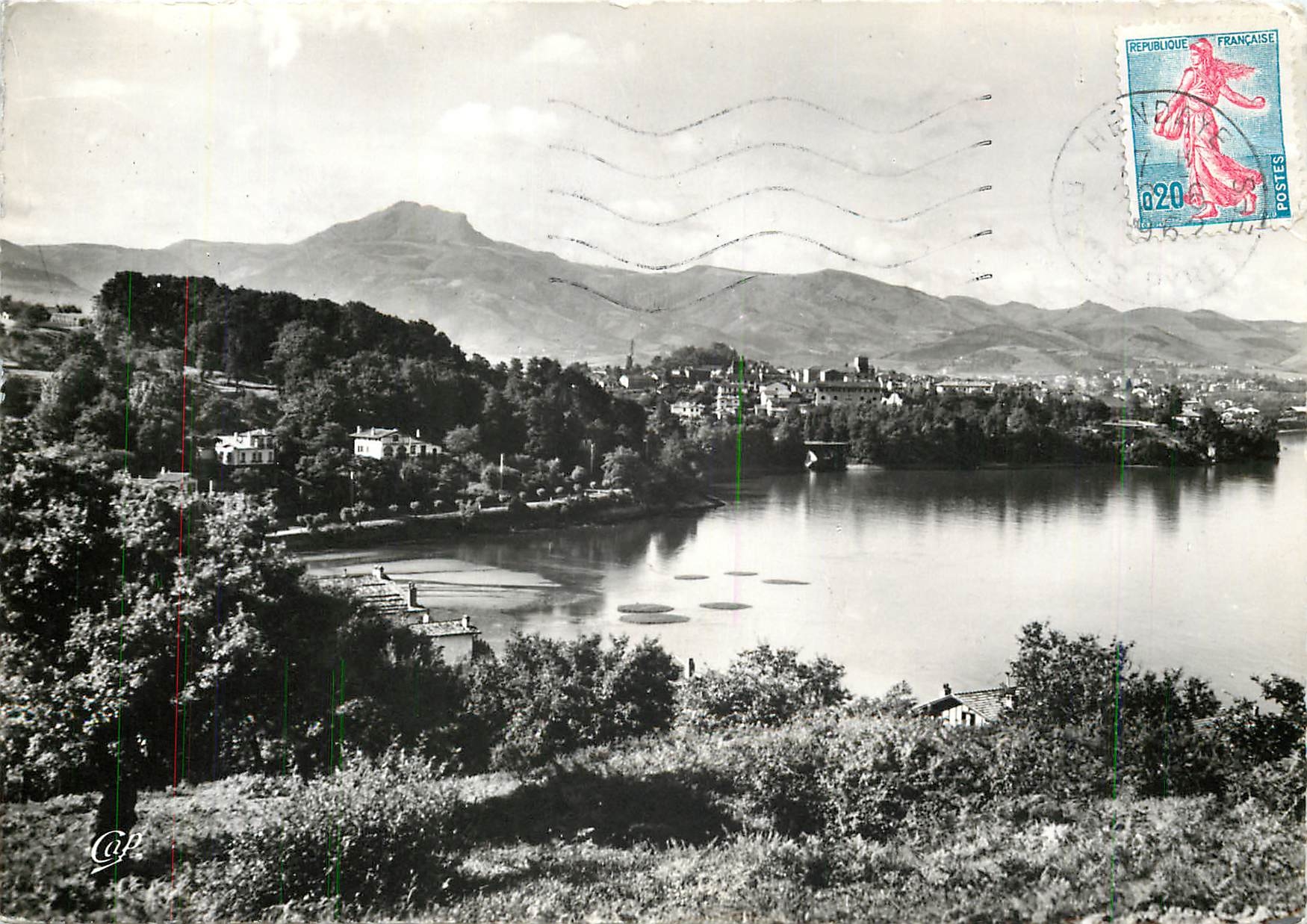 Vue générale et les trois couronnes — Frontière Franco-Espagnole — Réal-Photo