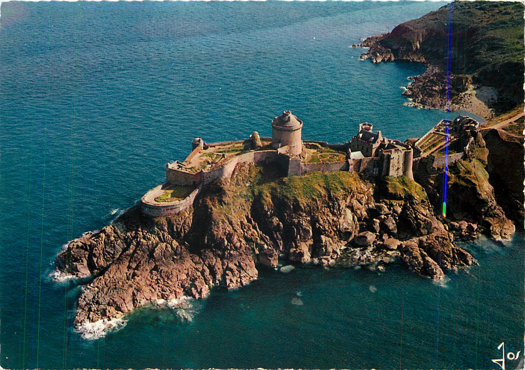 CPM Fort La Latte C du N Le donjon et les enceintes du Chateau Fort 