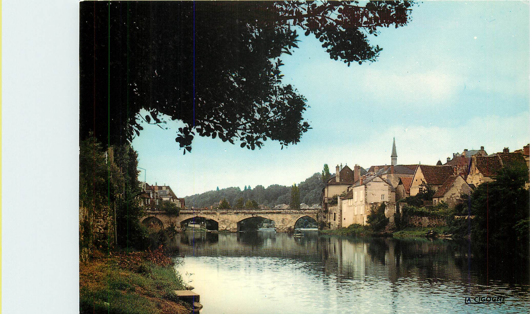 CPM Argenton sur Creuse Les bords de la Creuse 