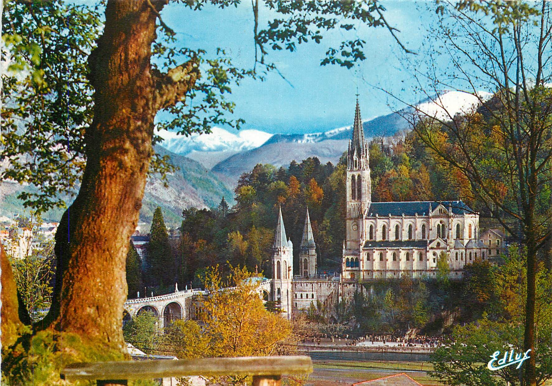 CPM Lourdes La Basilique et le Pic du Jer 