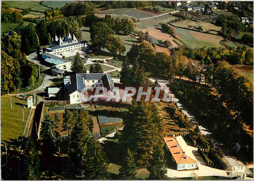 CPM Chateauneuf la Foret Haute Vienne Bellegarde les fleurs 