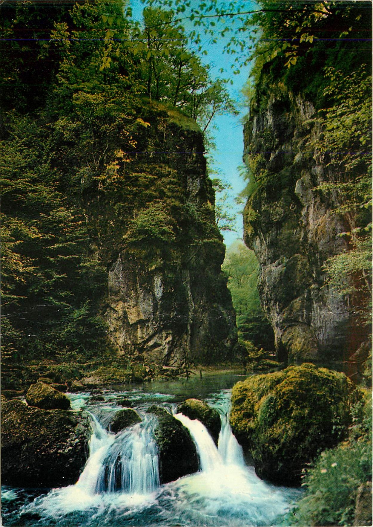 CPM Le Cantal Pittoresque Pas de Cere superbe defile rocheux 