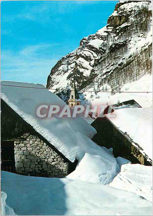 CPM Orcieres Merlette Au fond de la Vallee cache sous la neige le Village de Prapic 