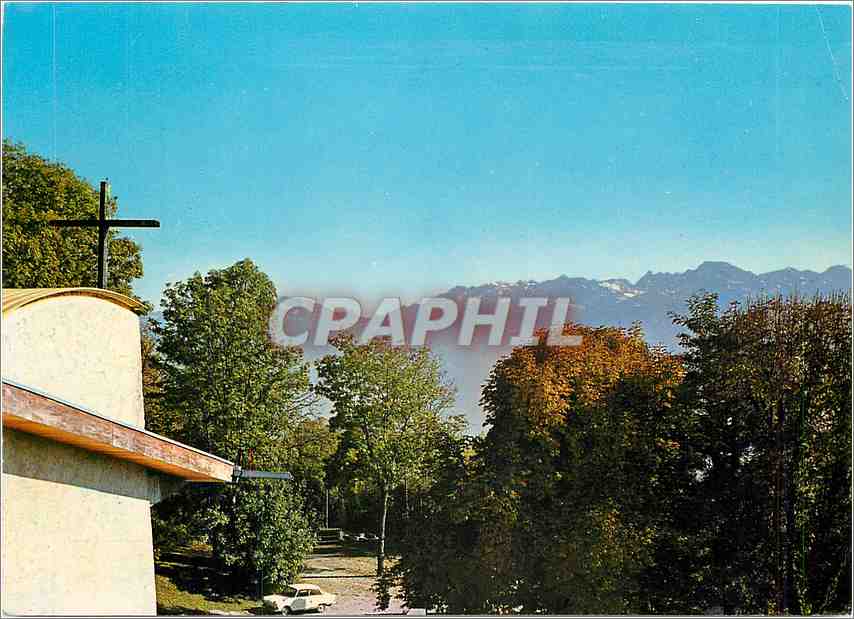 Saint-Hugues-de-Biviers — Vue de la chapelle et des montagnes — Architectes Pupat-Potie-Felix-Faure, Grenoble