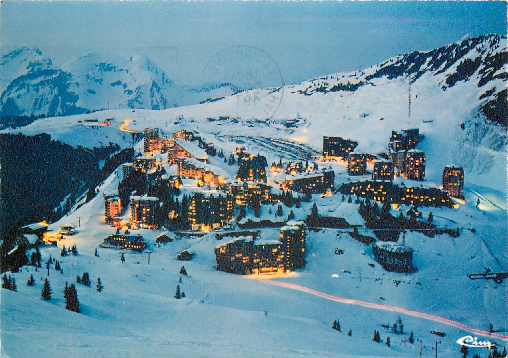Morzine-Avoriaz (Hte-Savoie) — Vue générale de nuit — Cing