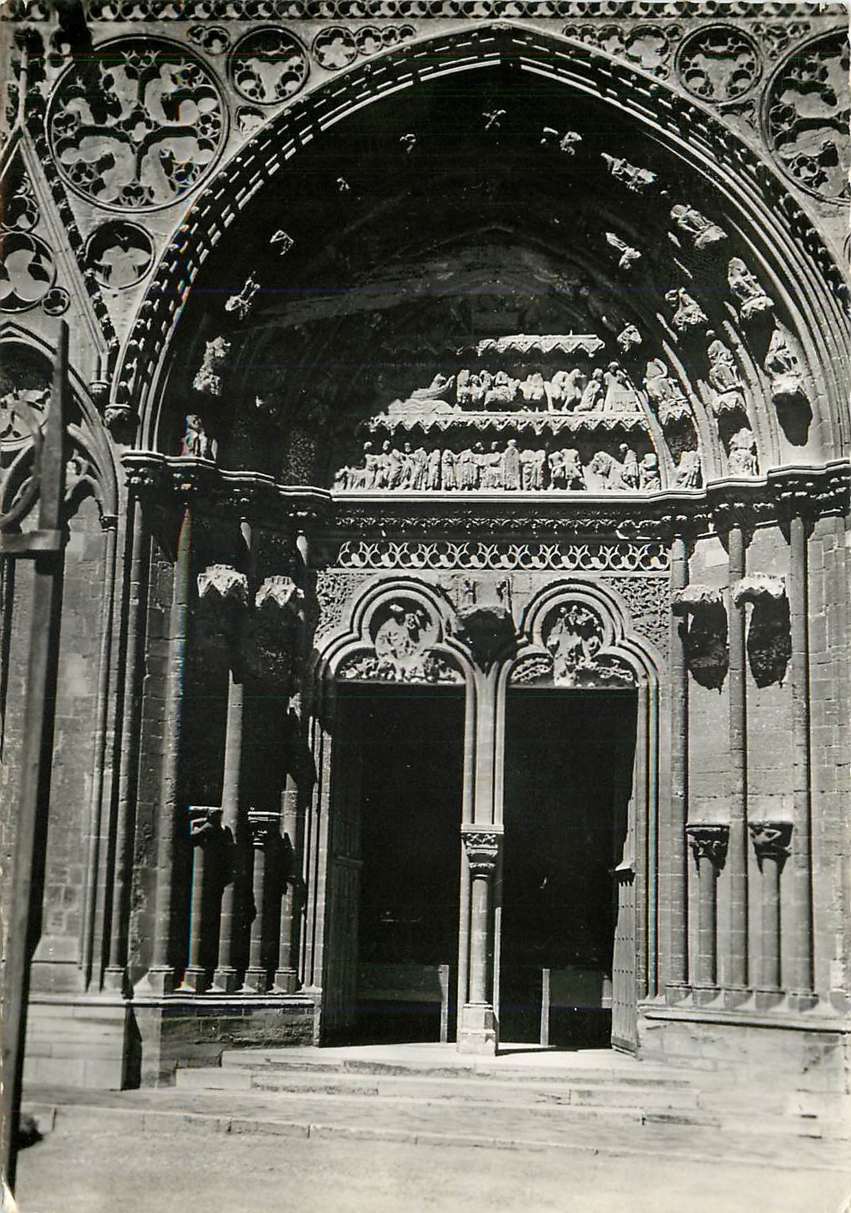 Bayeux (Calvados) — L'Église Notre-Dame - Portail Sud — Éditions du Modlin