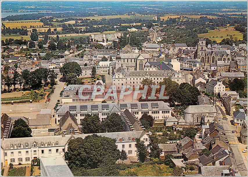CPM Ploermel Morbihan Communaute des Freres l'Ecole Lamennais et la Ville 