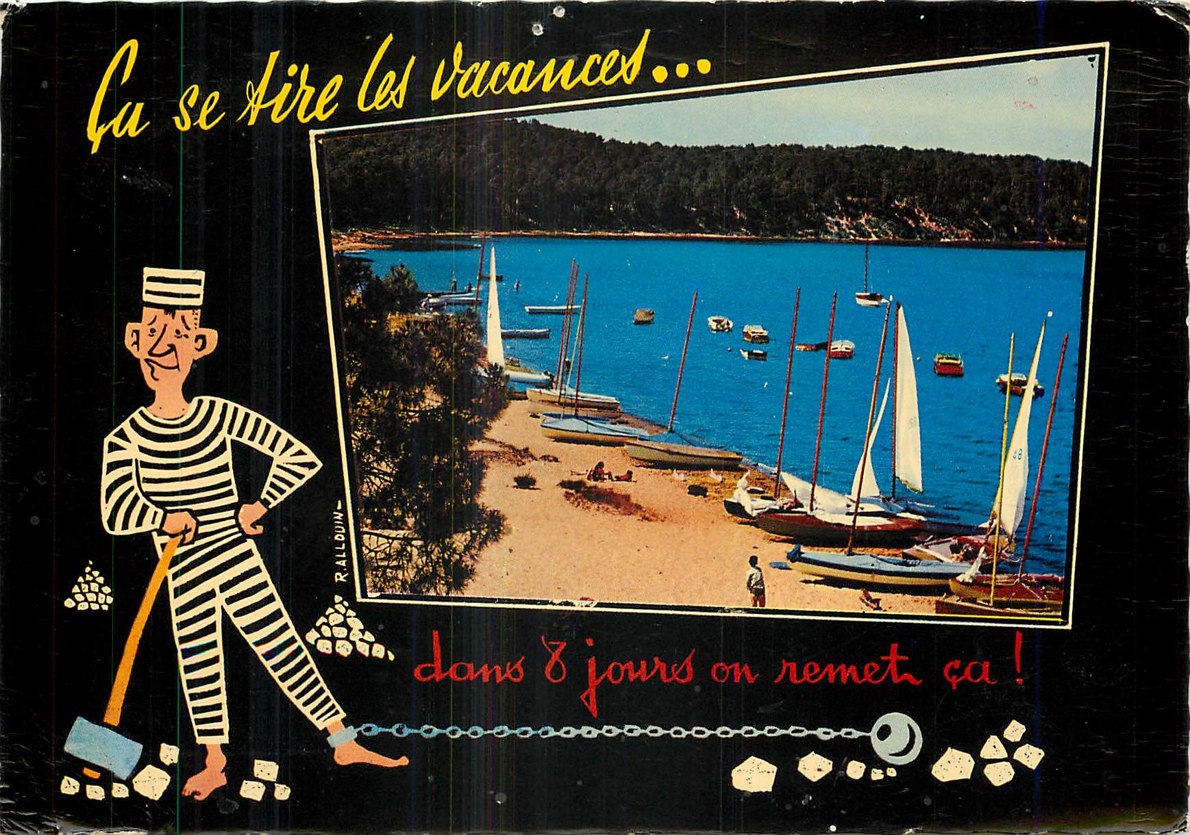 CPM Coin de Plage dans la Foret Bagnard Bateaux