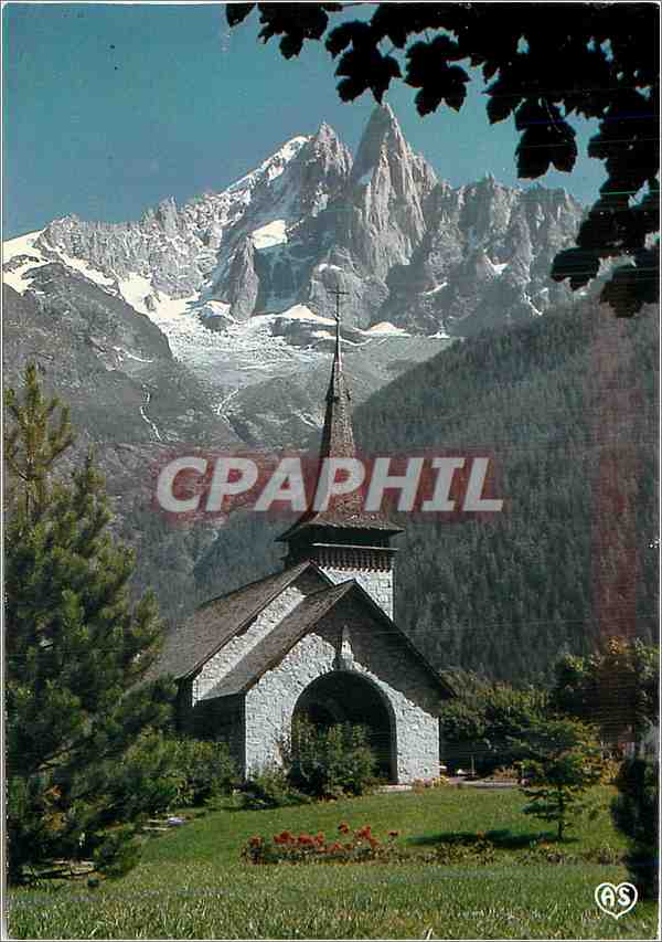 CPM La Vallee de Chamonix Haute Savoie La Chapelle des Praz devant l'Aiguille verte et les Drus 