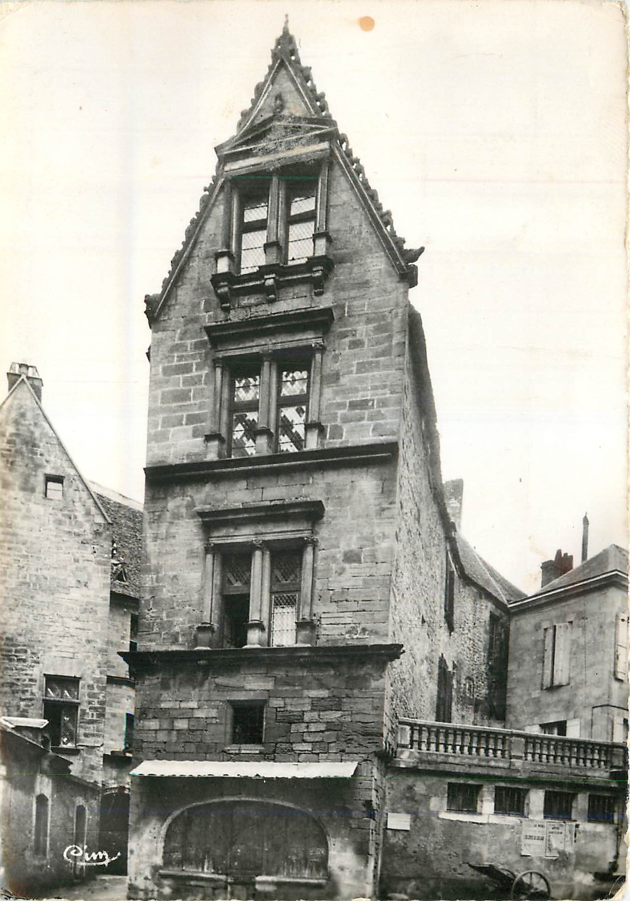 CPM Sarlat Dordogne Vieille Maison 