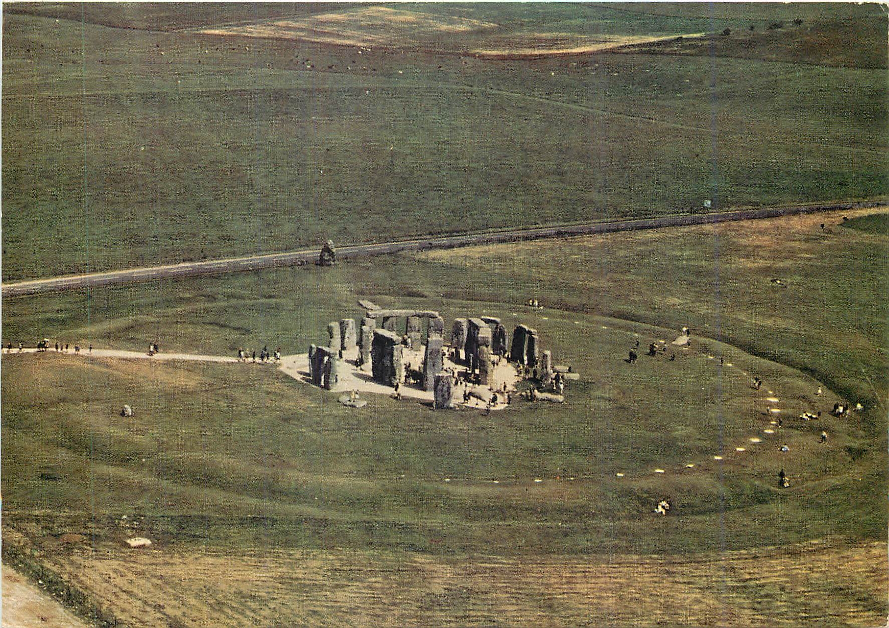 CPM Stonehenge Wilshire Air view from west 