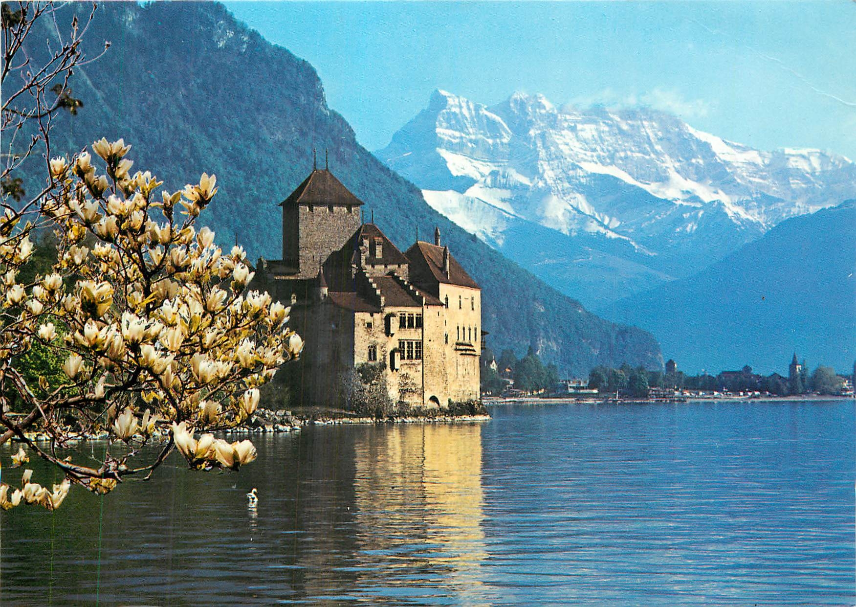 CPM Montreux Chillon Le Chateau de Chillon et les Dents du Midi 
