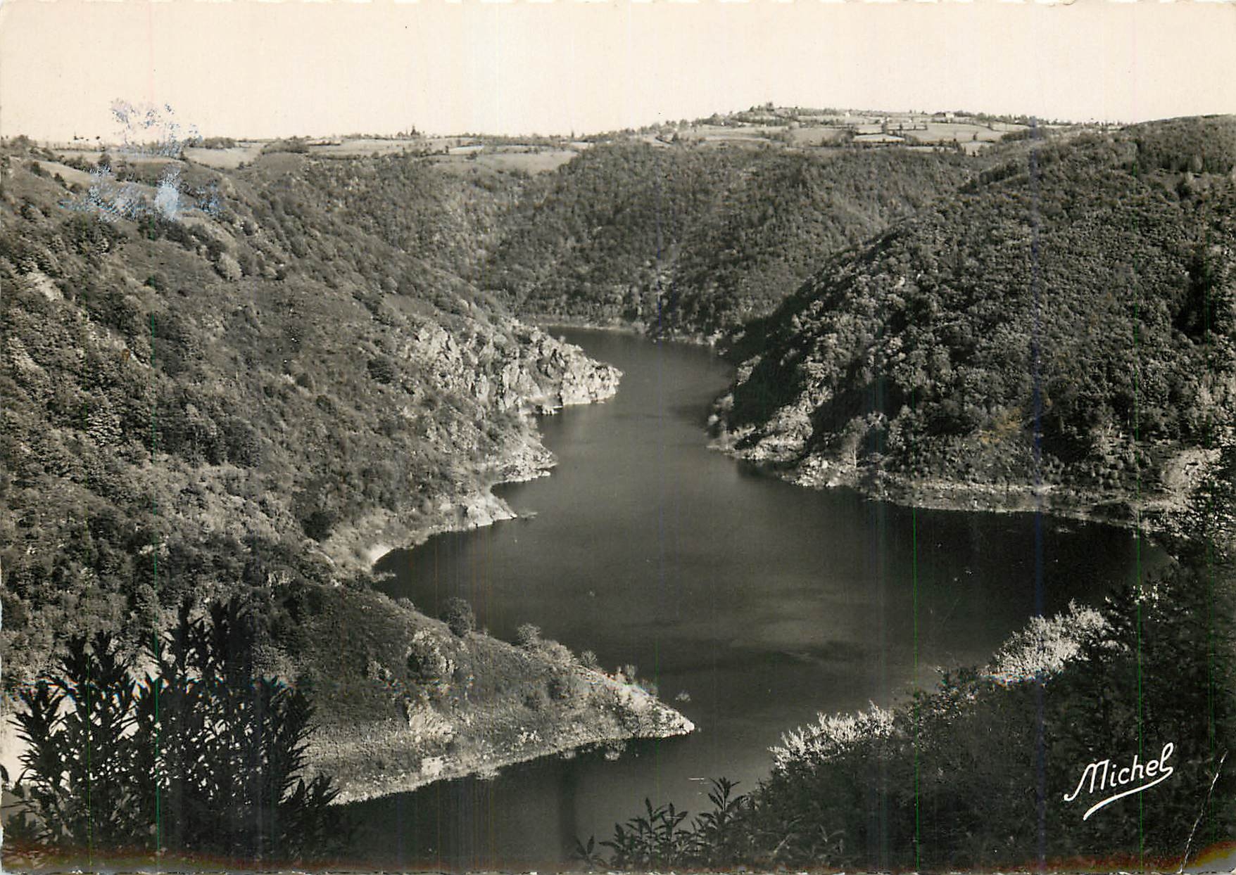 CPM Gorges de la Dordogne Correze Cantal Barrage de l'Aigle La Dordogne a Nauzenac Soursac 