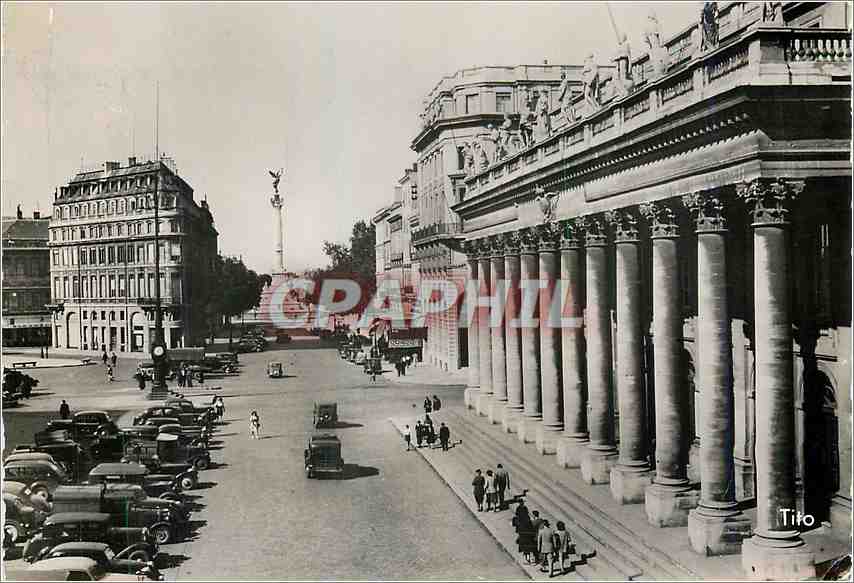 CPM Bordeaux Le Grand Theatre et Place de la Comedie 