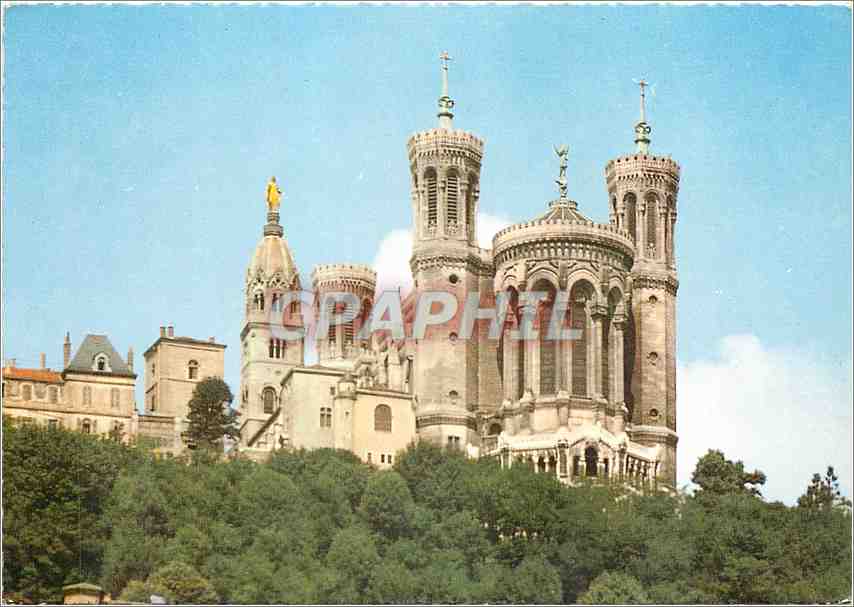 CPM Lyon Les Tours de la Basilique Notre Dame de Fourviere 