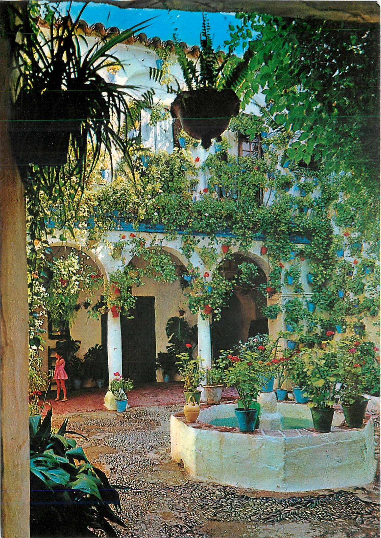 CPM Cordoba Cour Typique 