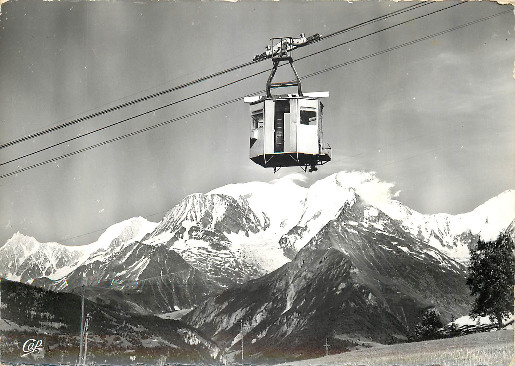 CPM Le Mont d'Arbois Panorama sur le Mont Blanc Teleferique
