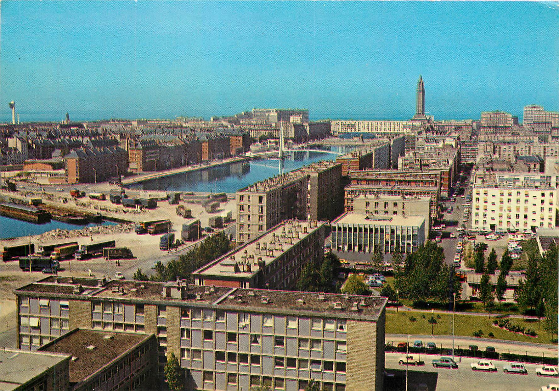 CPM Le Havre Le Centre Ville Le Bassin du Commerce l'Eglise Saint Joseph 