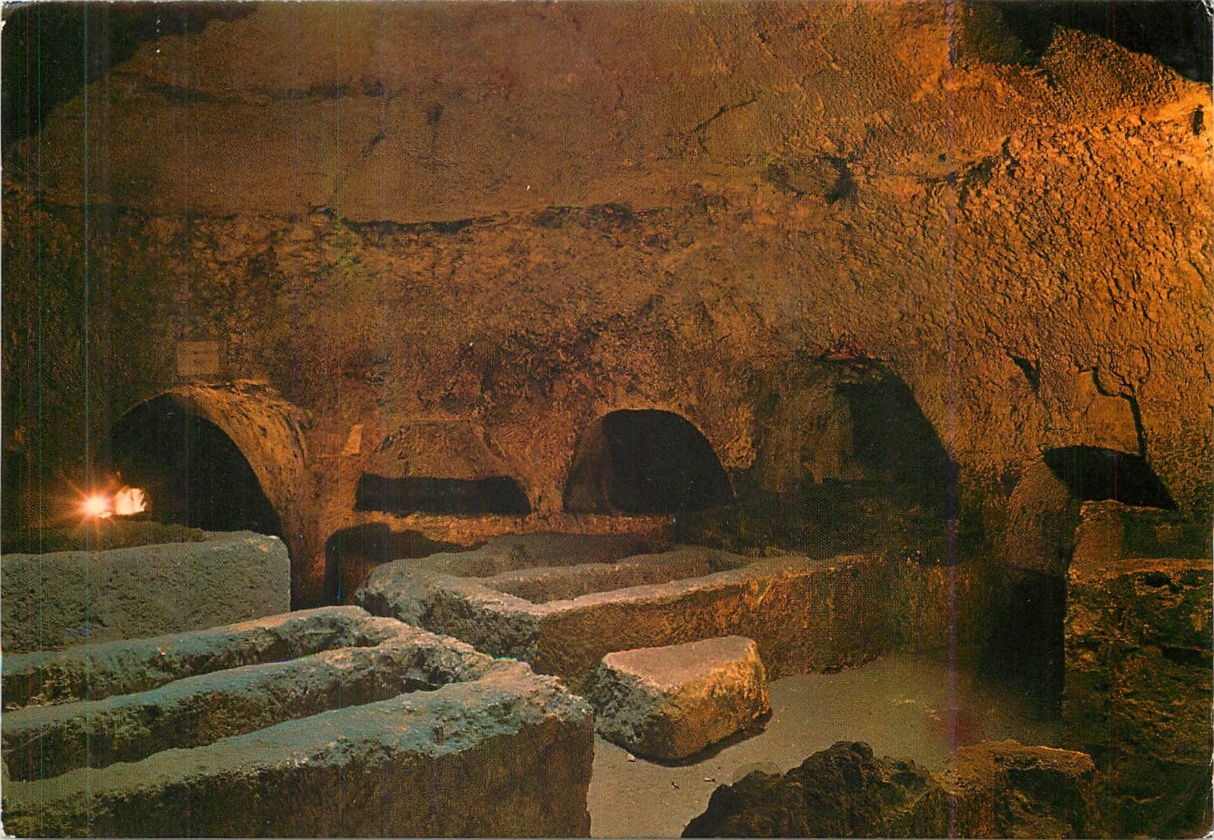 CPM Siracusa Catacombes de Saint Jean Rotande des Sarcophages 