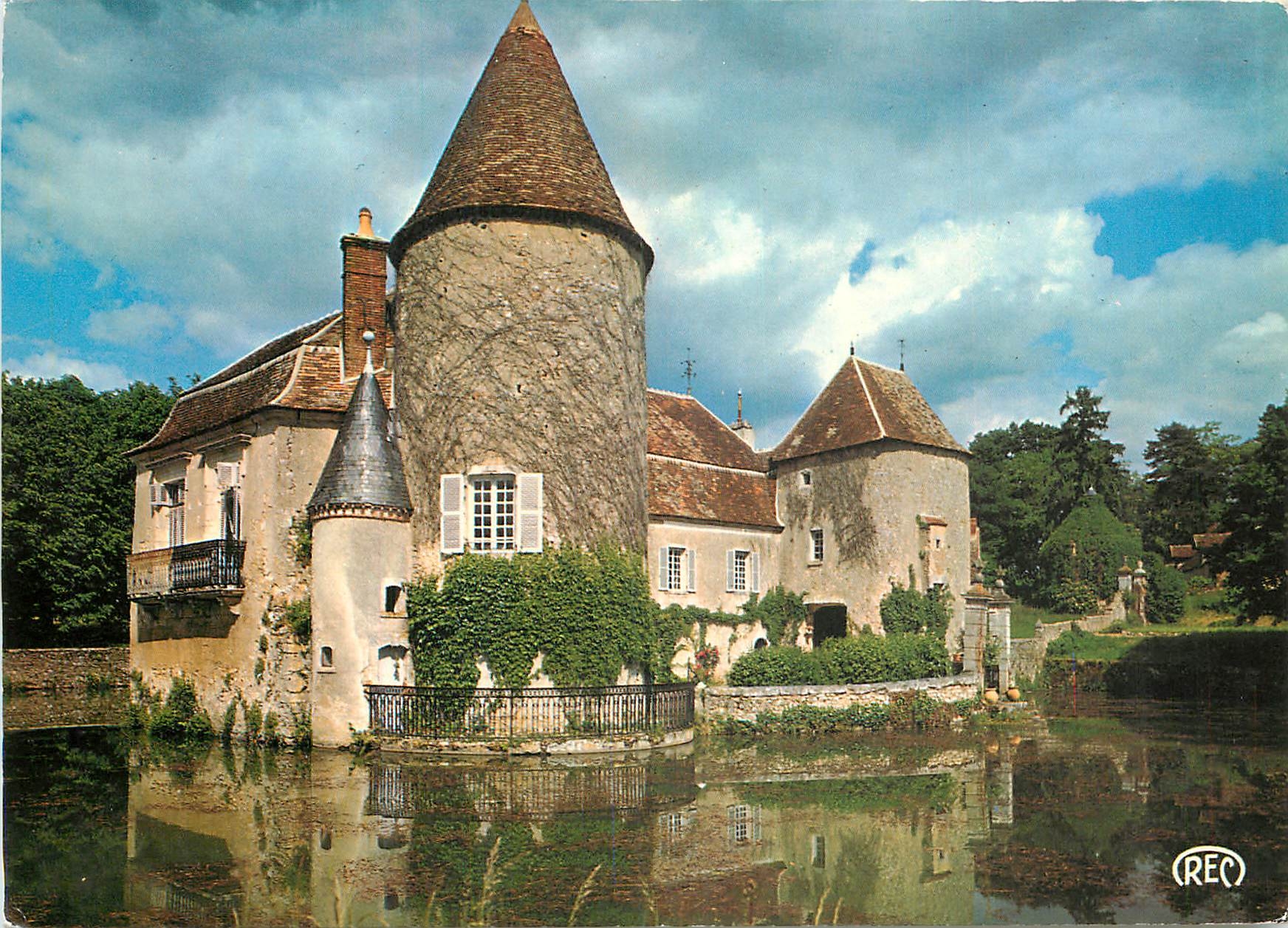 CPM Environs d'Argenton sur Creuse Indre Le Chateau de Courbas 