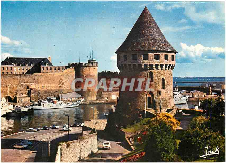 CPM Brest La Tour Tanguv et le Chateau 