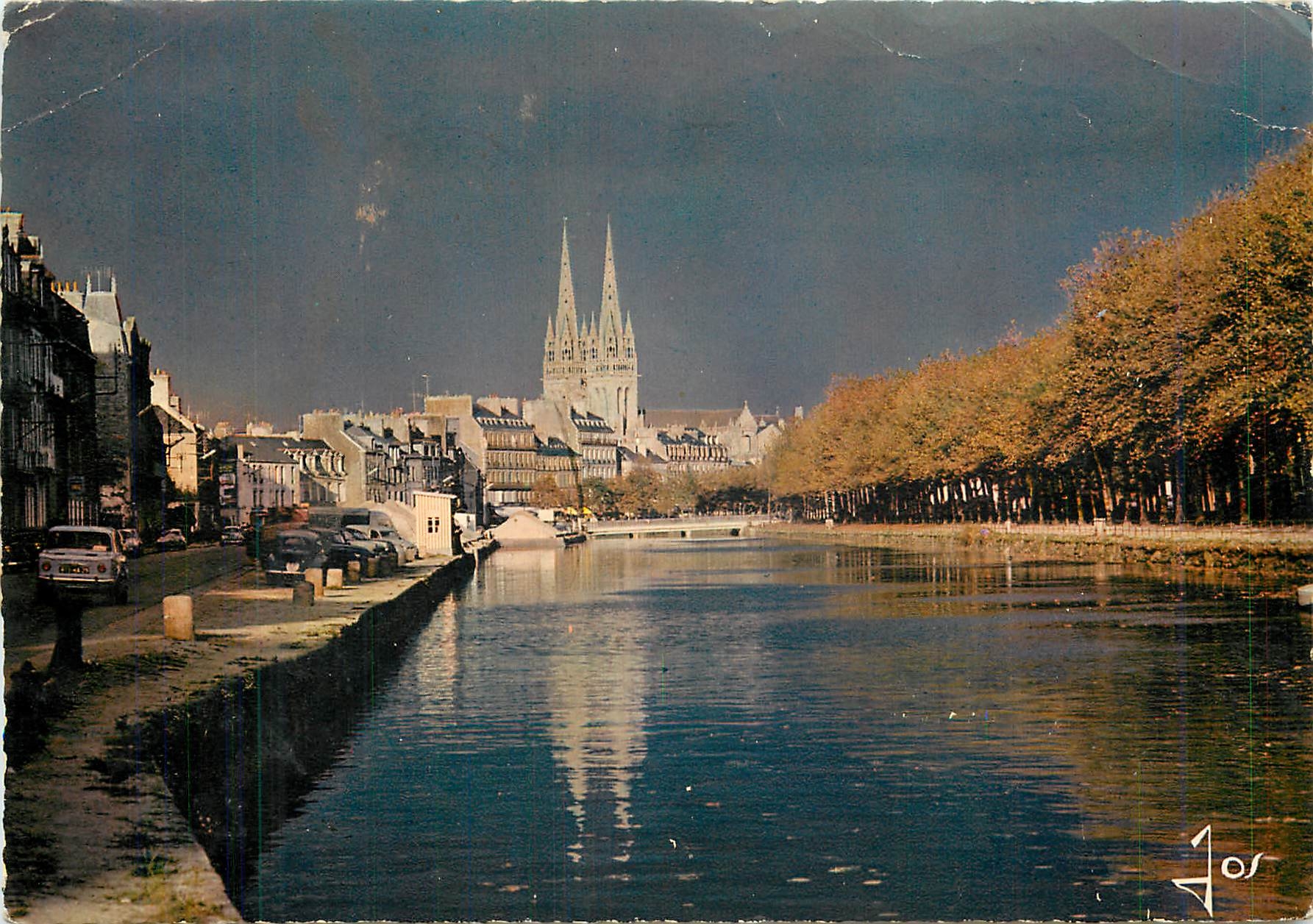 CPM Quimper Finistere Les Quais de l'Odet et le nouveau Pont au crepuscule 