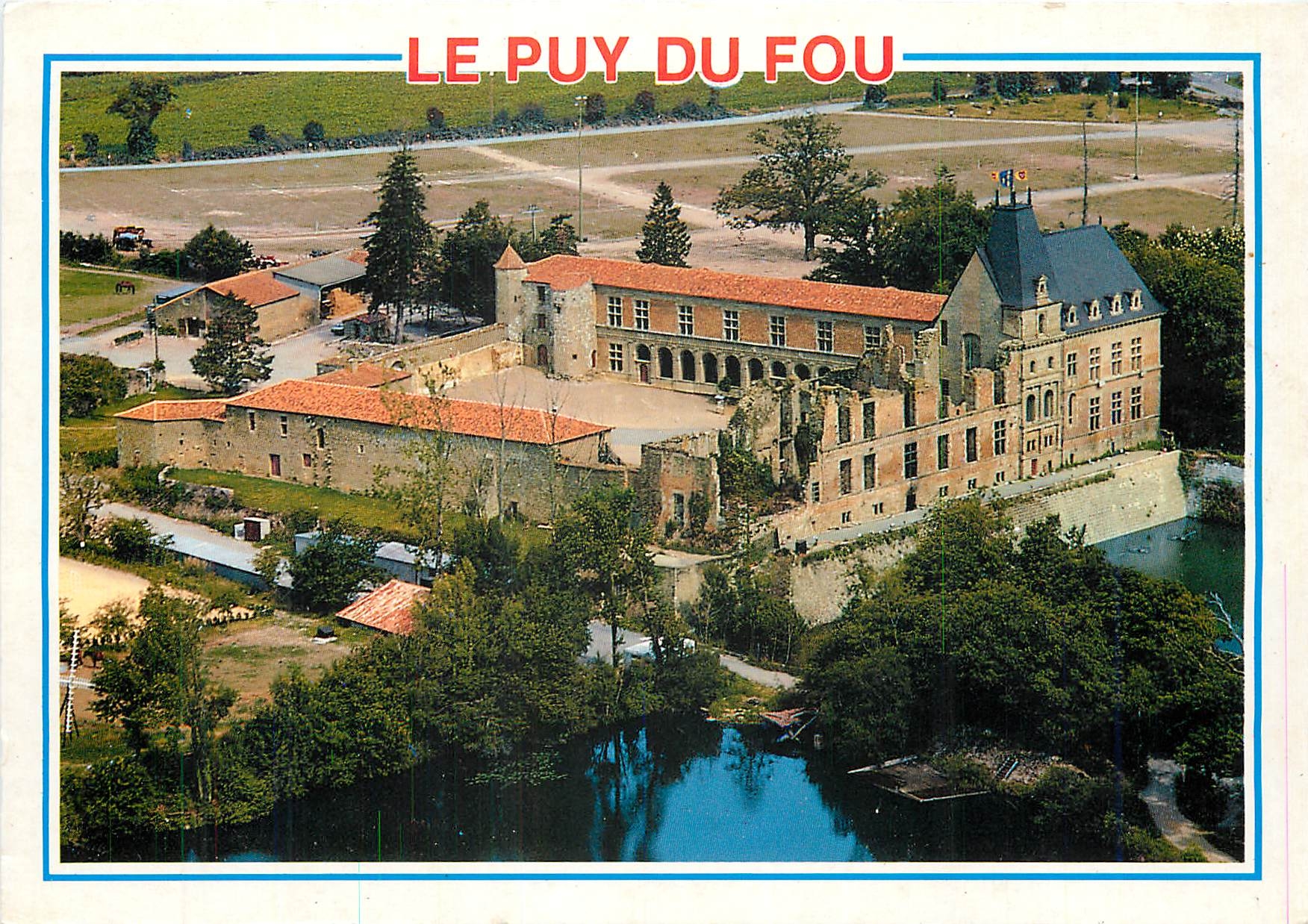 CPM Le Puy du Fou La Vendee Pittoresque Les Epesses Vendee 