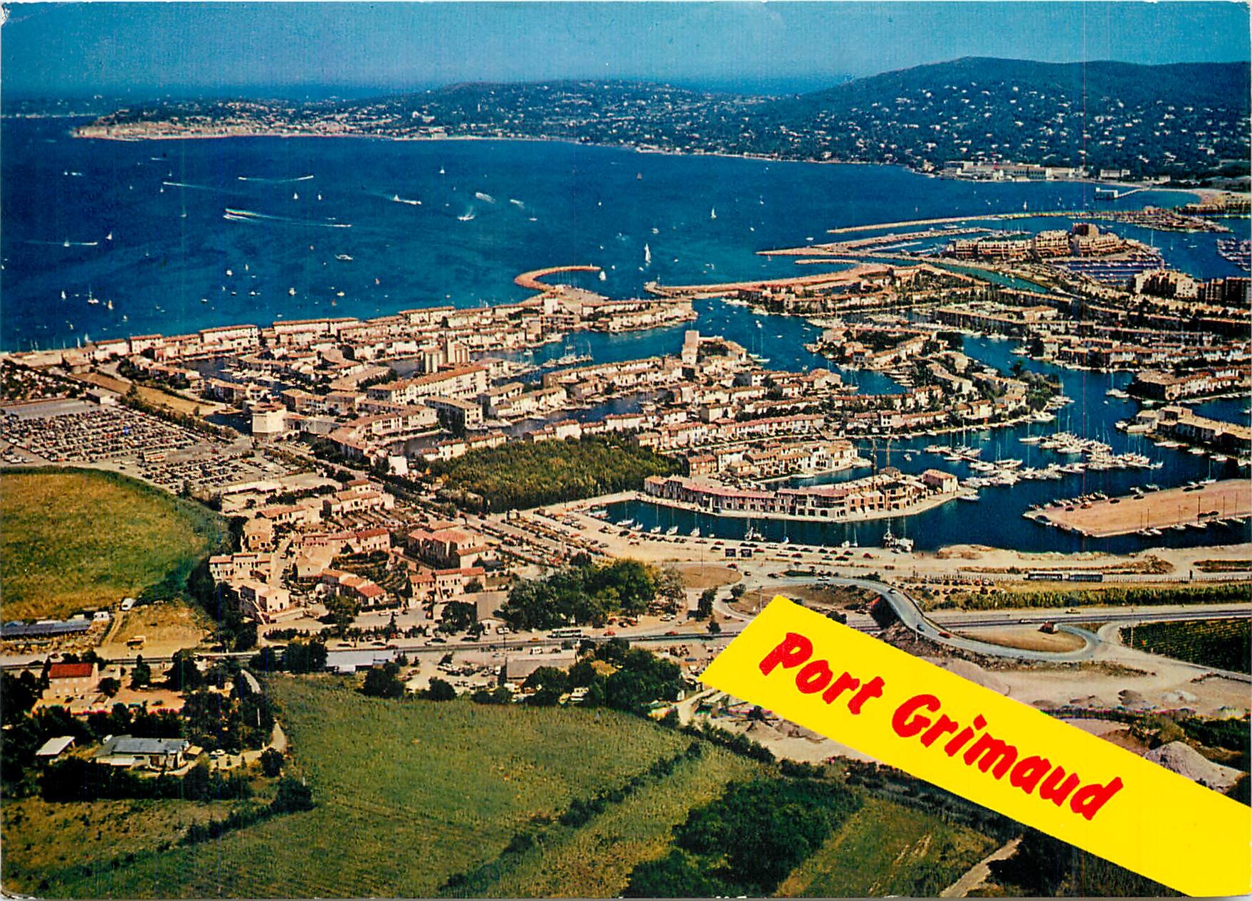 CPM Port Grimaud Var Cite Lacustre realisee par Etige et Manera SA 