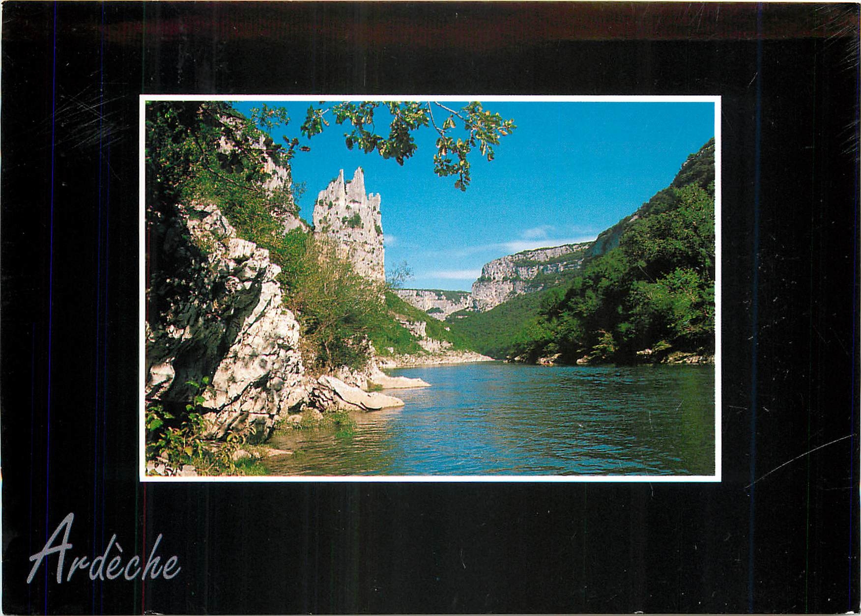 CPM Ardeche Les Gorges Le Rocher de la Cathedrale 