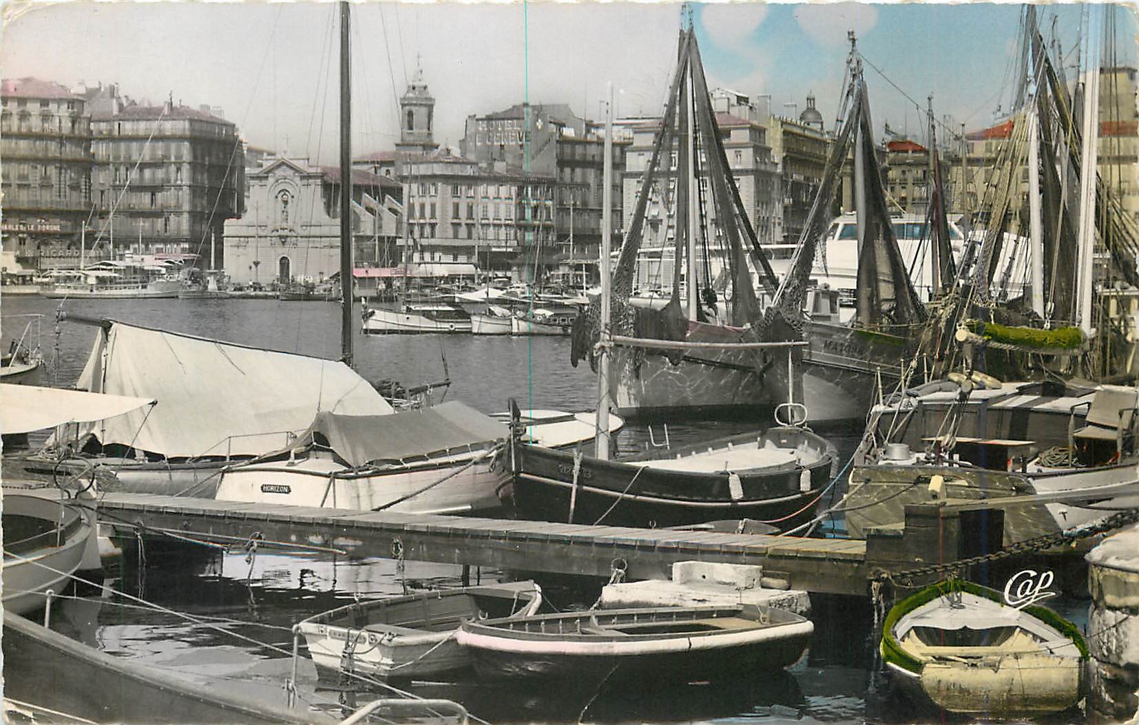 CPM Marseille Le Vieux Port et la Canebiere Bateaux