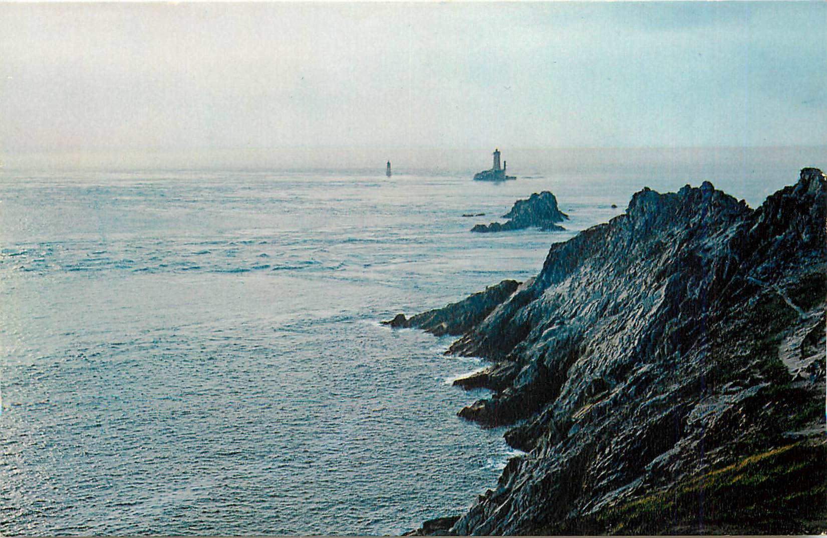 CPM La Bretagne Contre jour sur la Pointe du Raz Finistere 