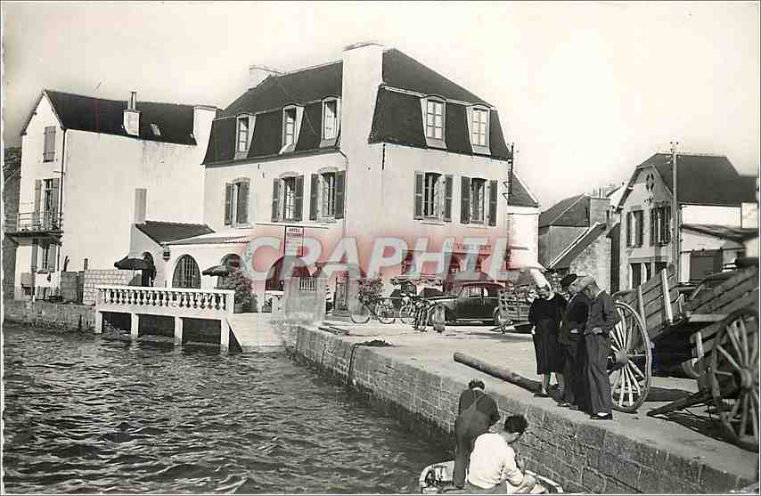 CPM L'Ile Tudy Finistere Hotel du Vieux Port Loctudy Folklore
