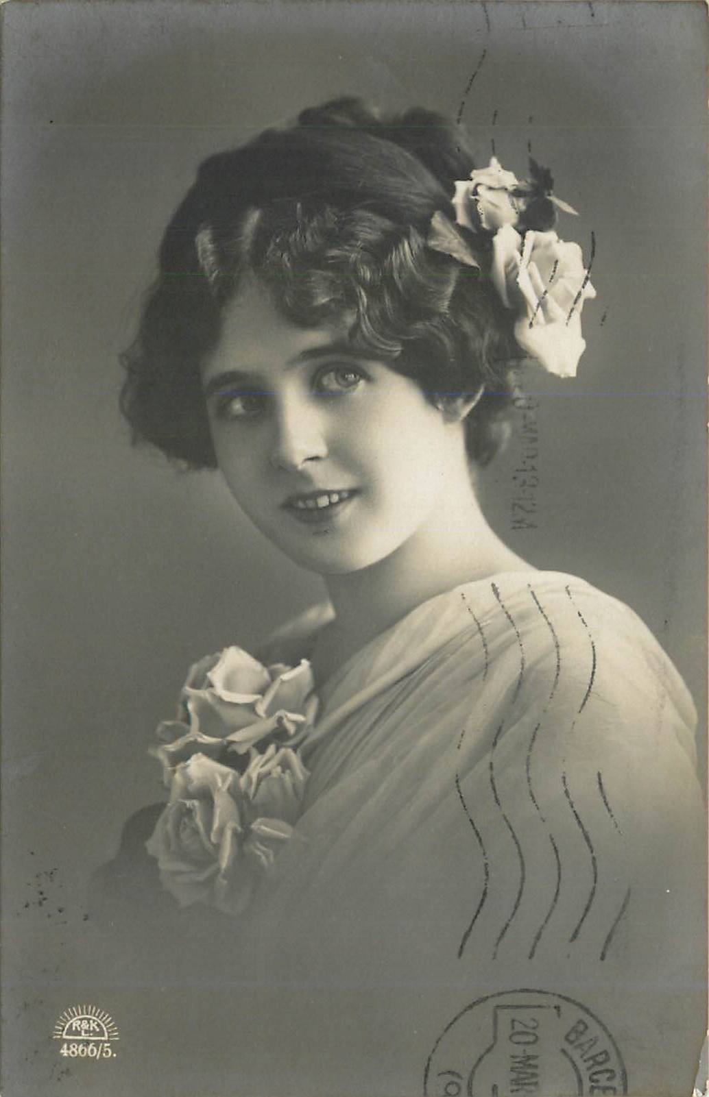 Jeune femme — portrait — R&R 4866/5
