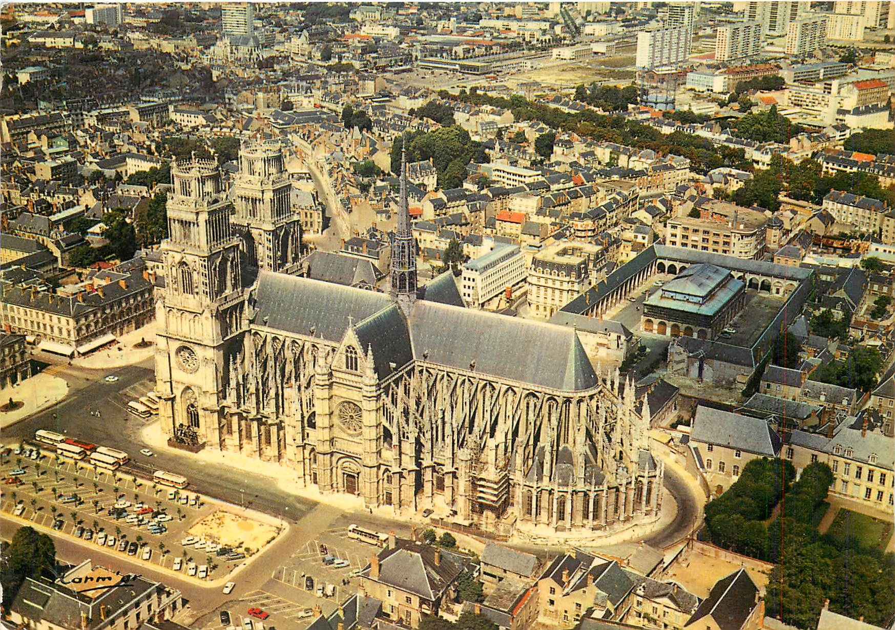 CPM Orleans Loiret Vue aerienne 