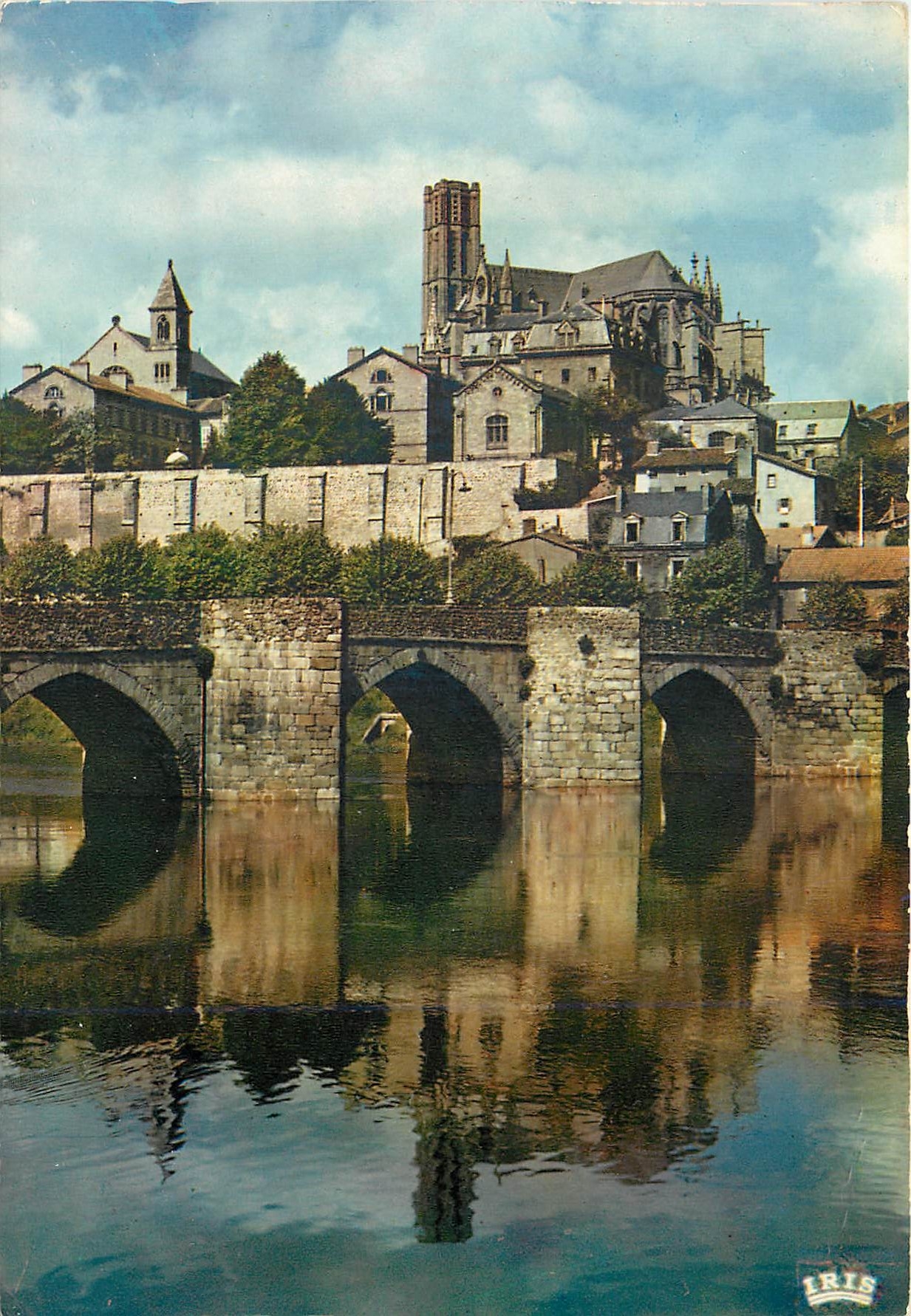 CPM Limoges Haute Vienne L'abbesaille et le Pont St Etienne 