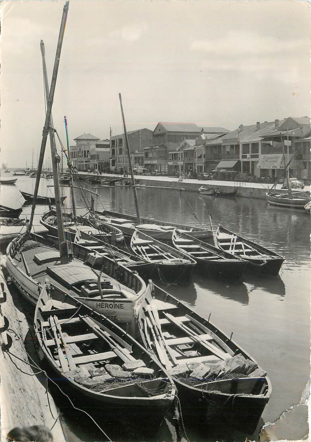 CPM Palavas Herault Barques amarrees a l'Embouchure du Lez Bateaux