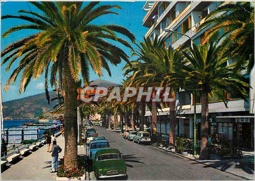CPM Riviera dei Fiori Ventimiglia Promenade le long de la mer 
