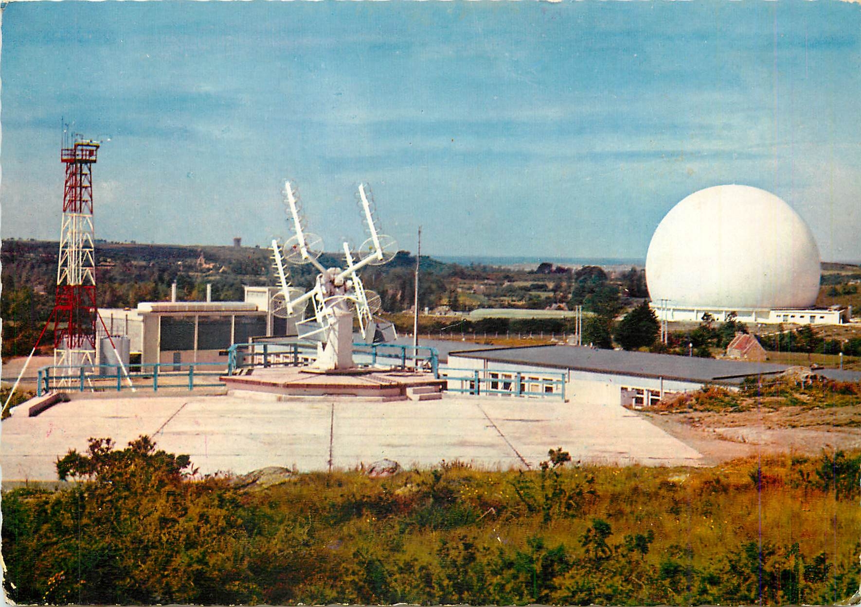CPM Pleumeur Bodou C du N Le Radome Station de Telecommunications Spatiales de Plemeur Bodou 