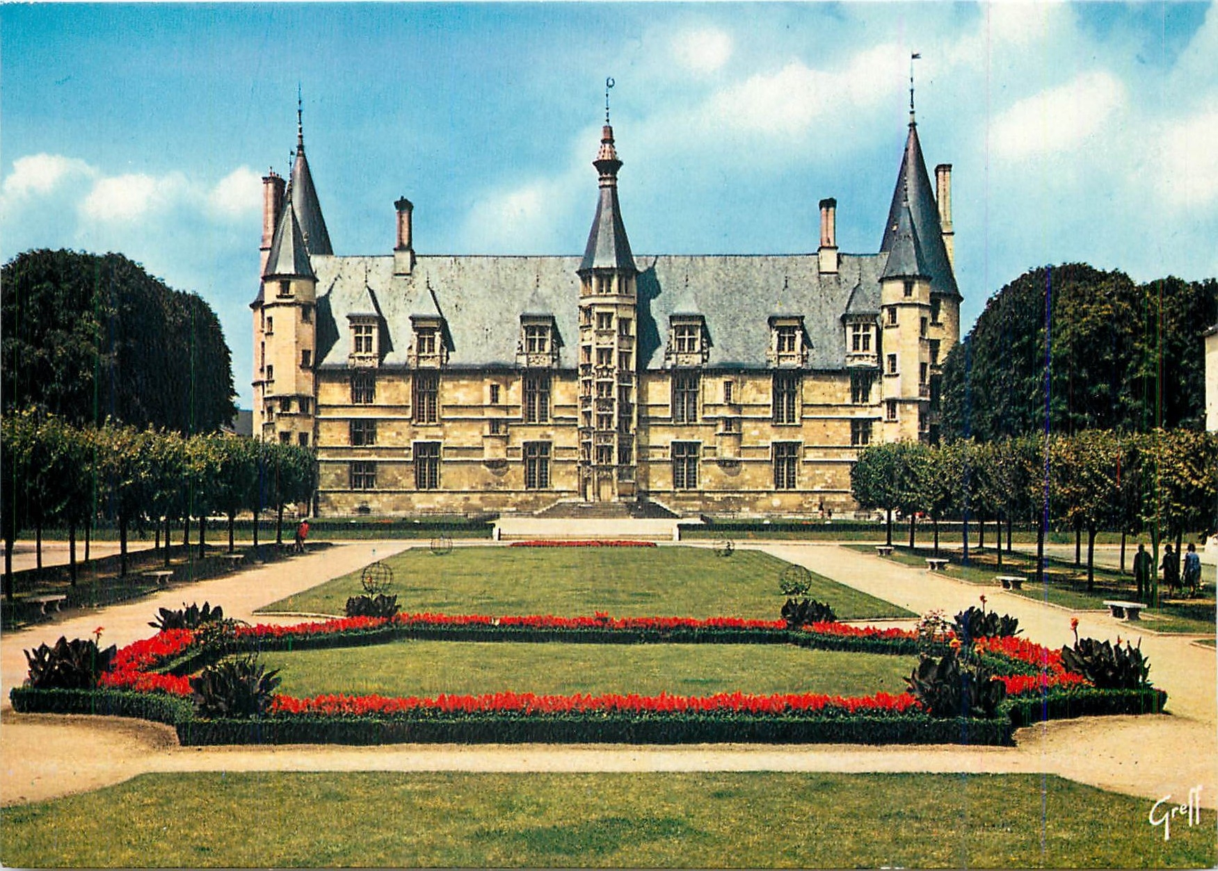 CPM Nevers Nievre Palais Ducal Chateau des Ducs de Nevers 