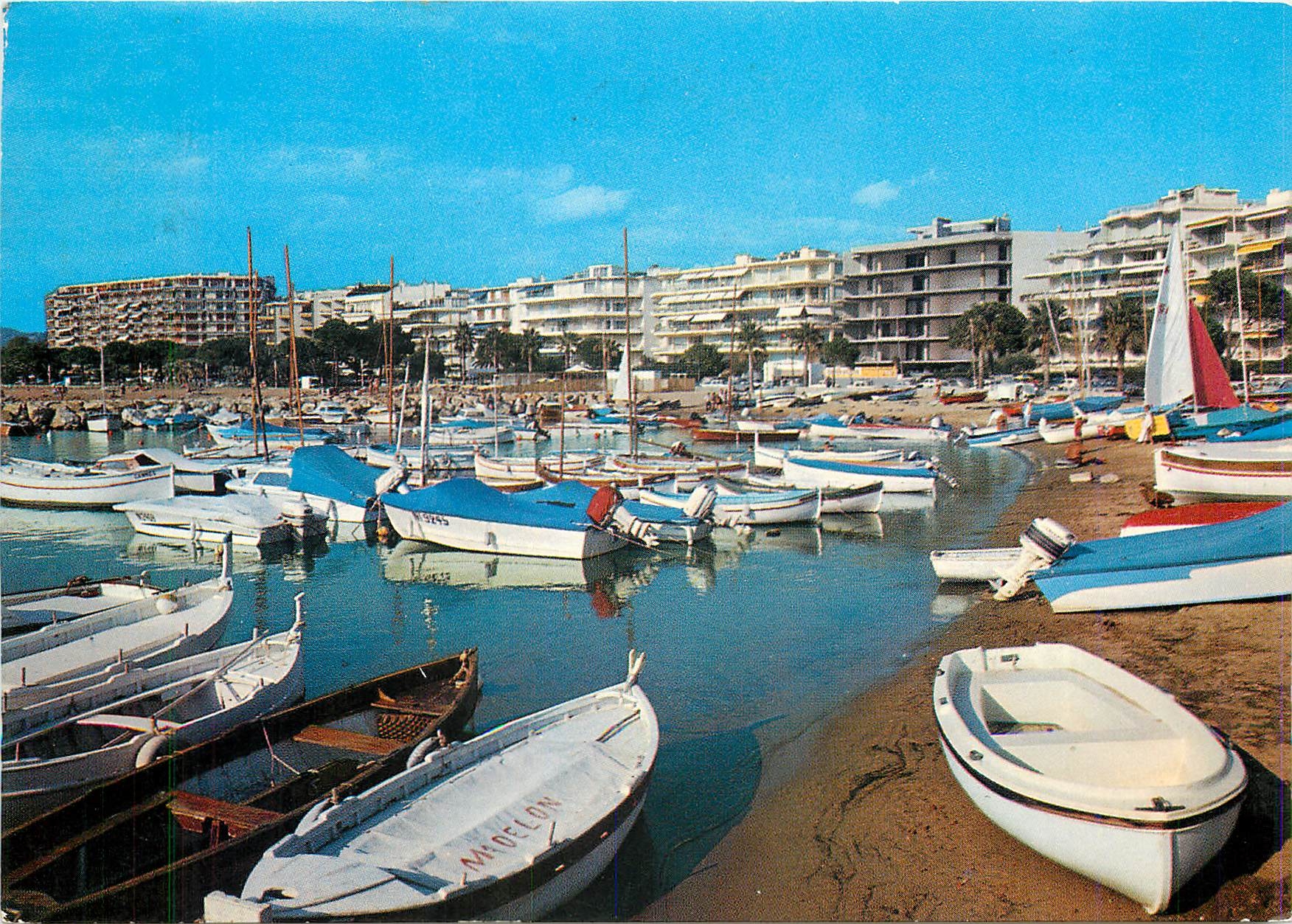 CPM Cannes La Plage et le Petit Port pres du Casino du Palm Beach 
