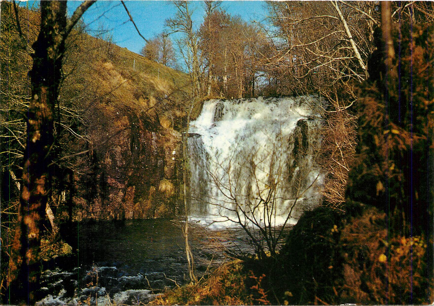 Cascade of La Plagne — Underwood of Auvergne — Les Éditions du Gabier