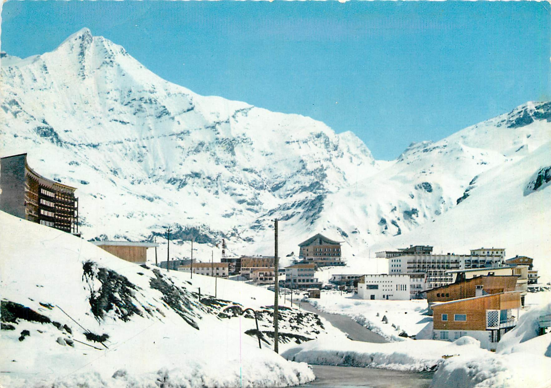 CPM Super Tignes Savoie La Station et la Grande Motte 